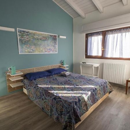 Appartamento in villa con giardino a 300m dal Lago Maggiore Castelletto sopra Ticino Esterno foto